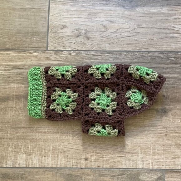 Dog Sweater XS Green Brown Crochet Handmade Granny Chihuahua, Yorkie, Teacup - Picture 3 of 10
